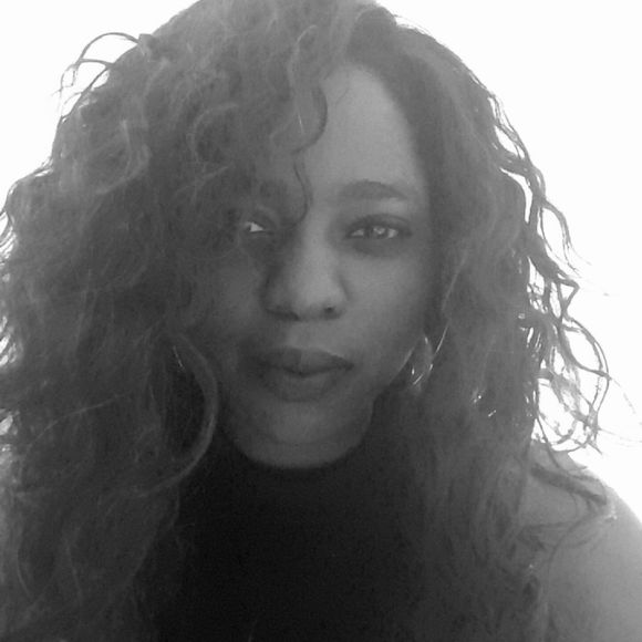 Meet your Posher, Kris - Picture 1 of 1